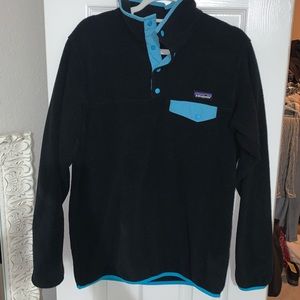 Black with turquoise Patagonia fleece
